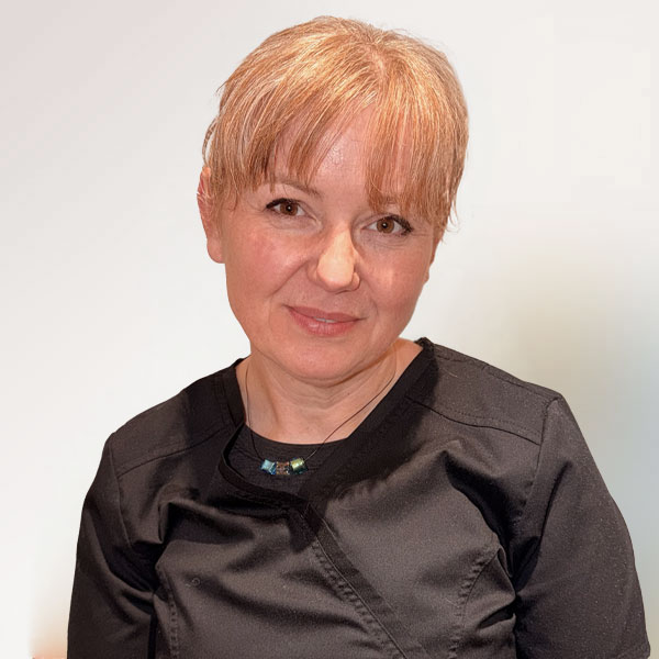 Dr. Gosia Yonza